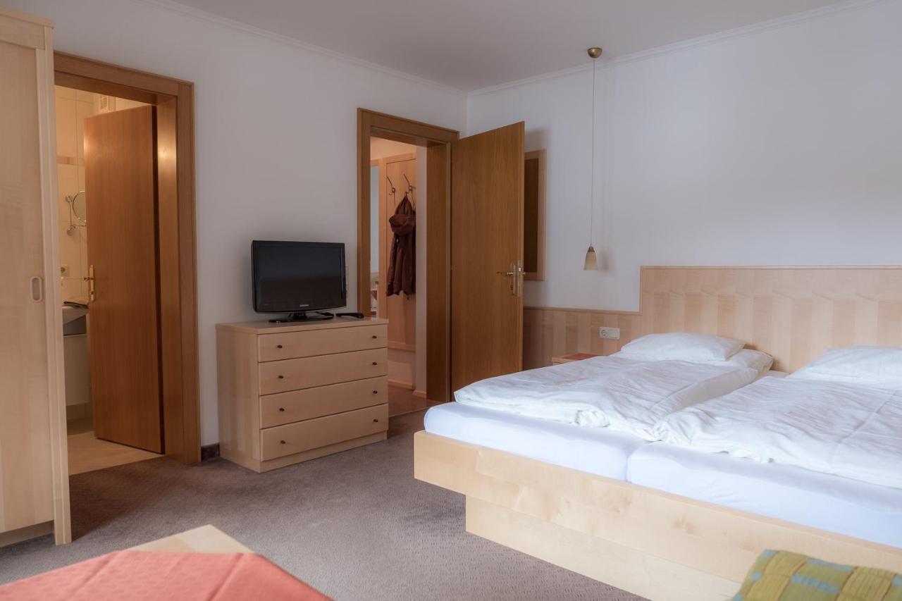Die Pension - Margreiter Saalbach-Hinterglemm Exteriör bild